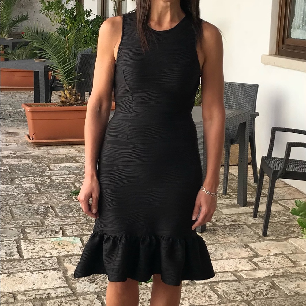 Catherine Malandrino Fitted Bodycon Black Dress w/ Mermaid Hem Size M